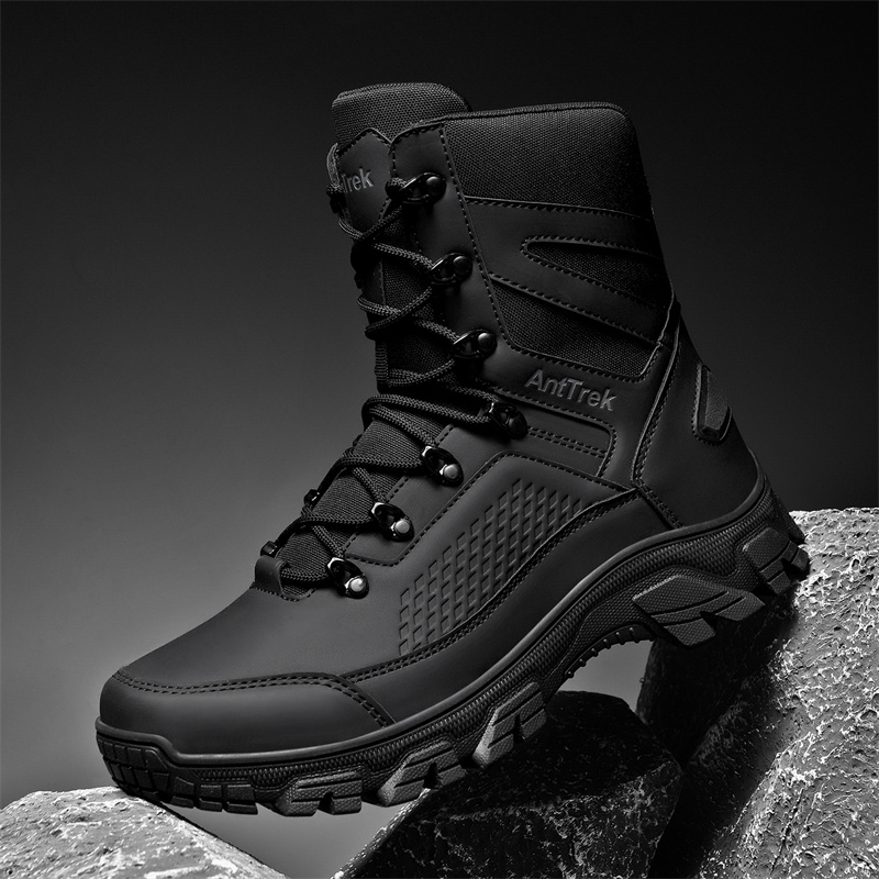 Men's wild training boots four - огляд і ціна Sneaker Zone